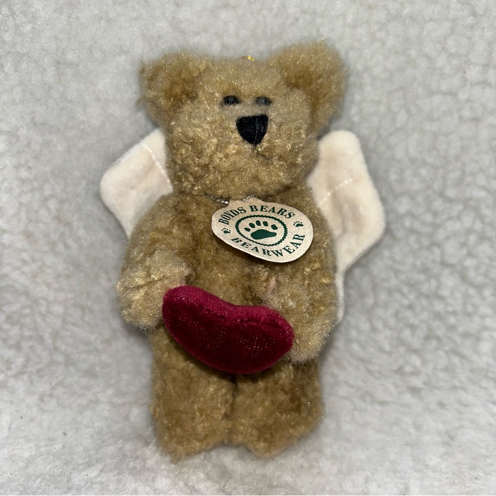Boyd's Bear bearwear ornament plush 5" holding out red heart 90's vintage